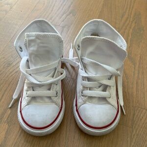 Converse all star Size C9